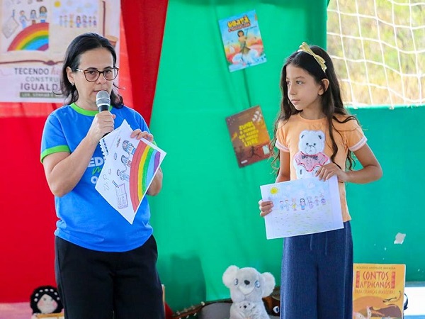 Um momento dedicado à leitura, à imaginação e ao aprendizado!